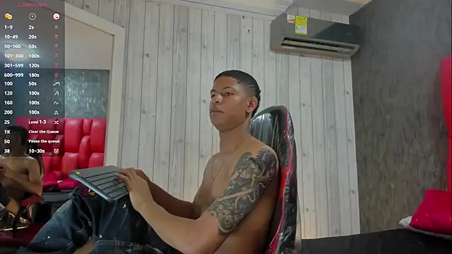  erick j online show from April 19, 7:49 pm