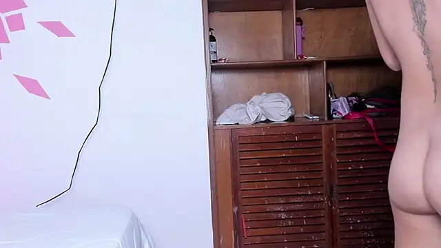 miiaa m1 online show from April 12, 7:19 pm