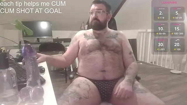 Snapshot of chriscubxxx chatting on January 15, 6:11 pm chriscubxxx online show from January 15, 6:11 pm