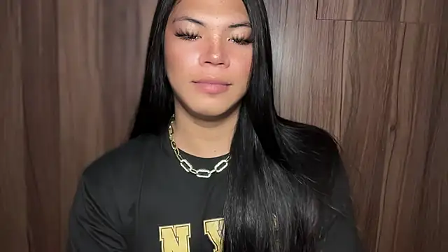 Snapshot of MrKottysplay chatting on February 19, 2:40 am MrKottysplay online show from February 19, 2:40 am