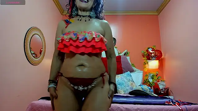 Dalila Najjar  online show from June 19, 2:43 pm