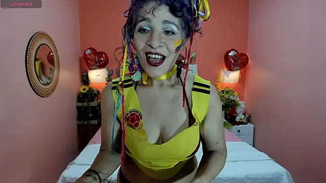 Dalila Najjar  online show from July 7, 2:54 pm