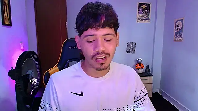 cum park1 online show from April 17, 4:21 pm