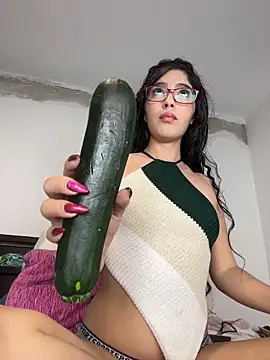 dani bela online show from April 14, 1:55 am