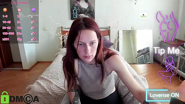 Lily Viola online show from May 19, 9:37 am