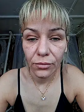 MissKryss online show from February 19, 3:46 am