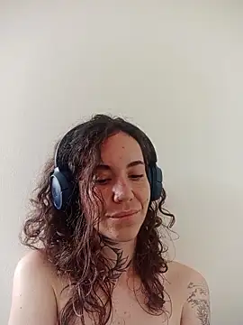 Snapshot of Dirty_Pink chatting on February 16, 12:56 pm Dirty Pink online show from February 16, 12:56 pm