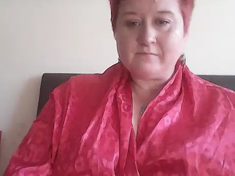 BustyRedxx online show from April 23, 9:30 am