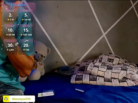 alexx 23cm online show from June 15, 1:41 am