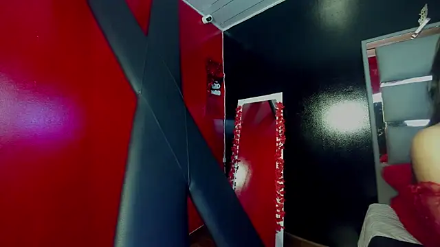 Clarita Hill online show from February 25, 7:34 pm