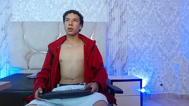 Snapshot of Zayn_tay chatting on January 14, 7:19 pm Zayn tay online show from January 14, 7:19 pm