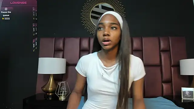 BrittanyWatson online show from January 14, 11:38 am