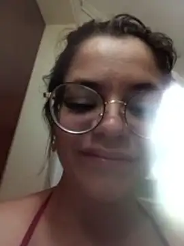 gisequeen online show from January 13, 3:06 pm