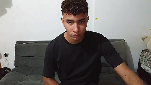 naugthy boy88 online show from February 1, 11:14 pm