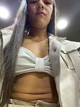 TaylorrHill online show from March 21, 7:28 pm