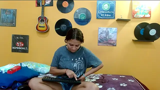 marcelasweet457 online show from January 13, 1:49 pm