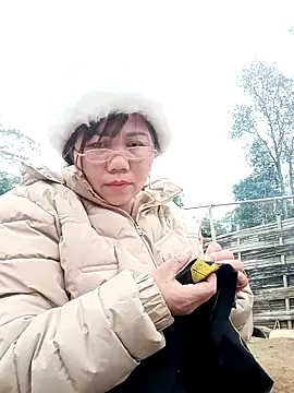 alycen online show from January 7, 8:39 am