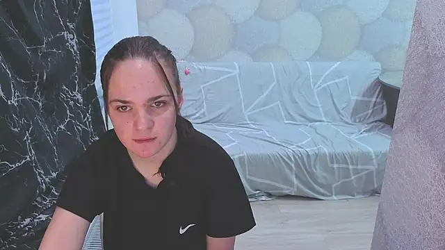 Snapshot of Mistress-Stella chatting on January 11, 2:27 am Mistress-Stella online show from January 11, 2:27 am