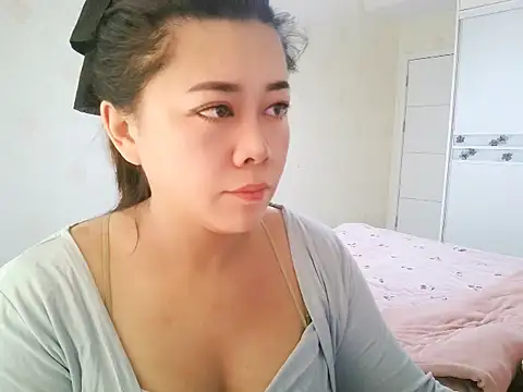 XQ-01 online show from January 10, 11:42 pm