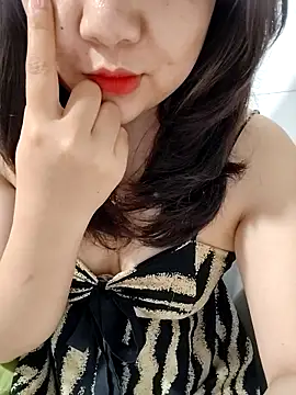 Snapshot of Gia_gia68 chatting on February 28, 9:16 pm Gia gia68 online show from February 28, 9:16 pm