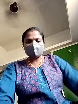 Snapshot of Tamil_Maha69 chatting on February 21, 8:37 am Tamil Maha69 online show from February 21, 8:37 am