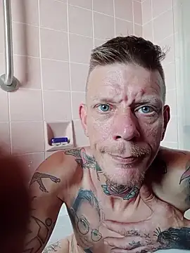 Der Schoene Penis online show from May 30, 4:37 pm