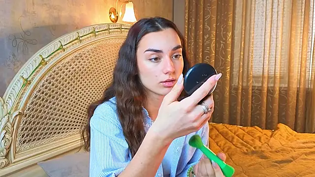 MinnaShummon online show from January 12, 10:09 am