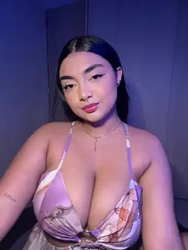 SASHASTRADA  online show from April 12, 1:43 am