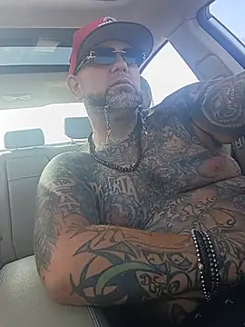 Snapshot of TattooGod chatting on July 14, 1:17 pm TattooGod online show from July 14, 1:17 pm