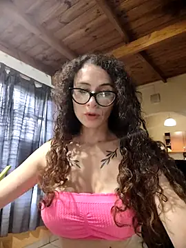Nanucurlyxx online show from April 24, 8:44 pm