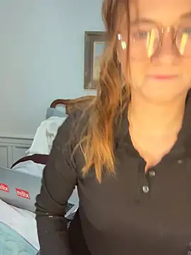 teenyblossom online show from January 16, 2:10 pm