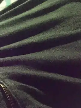 AlejandreBy online show from April 12, 7:24 am