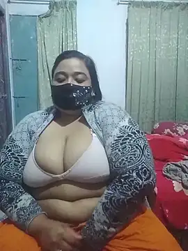 momo loves online show from February 11, 2:33 pm