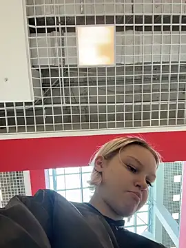 AshleyMur online show from April 15, 4:52 am