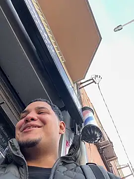 Snapshot of Steven24r30 chatting on February 1, 2:59 pm Steven24r30 online show from February 1, 2:59 pm