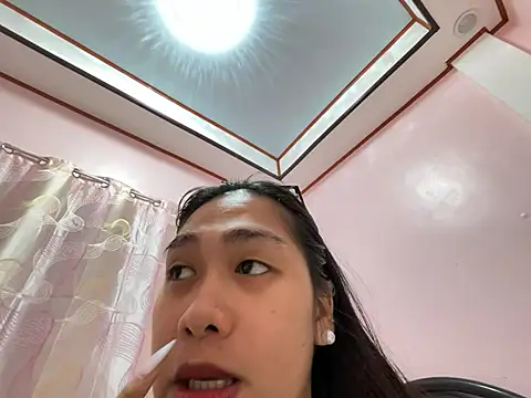 Mira Janee online show from January 13, 12:10 pm