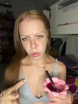 Piaaa3 online show from February 13, 4:41 am