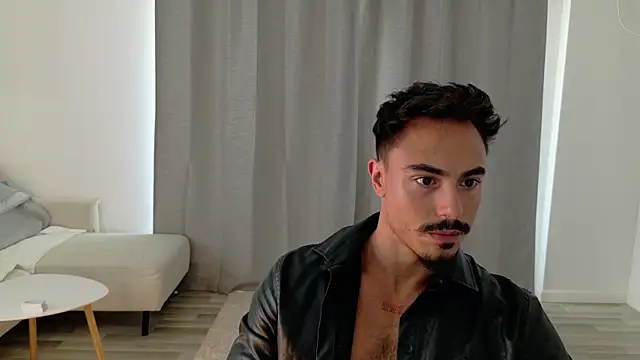 Snapshot of Master_Lukas chatting on July 15, 12:10 pm Master Lukas online show from July 15, 12:10 pm