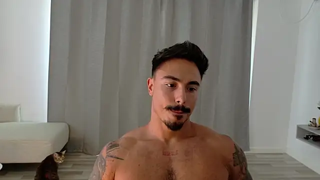 Snapshot of Master_Lukas chatting on August 4, 11:46 am Master Lukas online show from August 4, 11:46 am