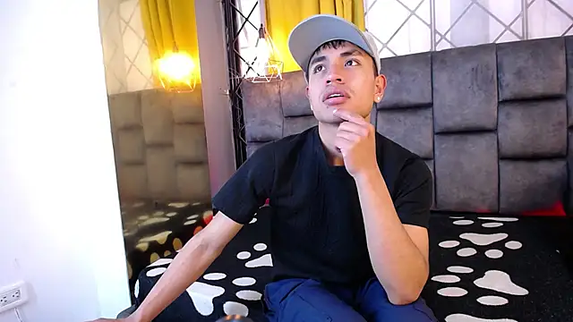 Maik Russo online show from February 5, 1:49 pm