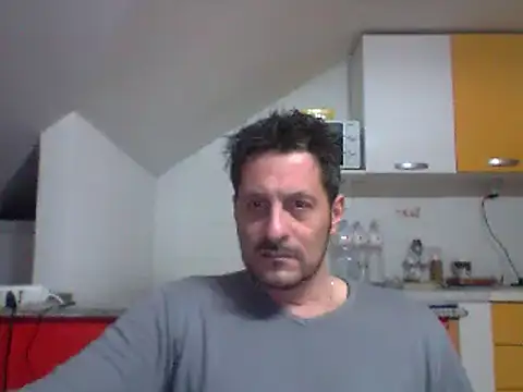 Snapshot of colosone chatting on March 9, 8:52 pm colosone online show from March 9, 8:52 pm