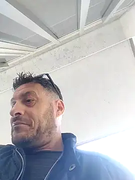 Snapshot of colosone chatting on October 10, 9:30 am colosone online show from October 10, 9:30 am