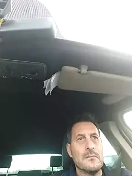 Snapshot of colosone chatting on October 23, 7:07 am colosone online show from October 23, 7:07 am