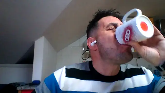 Snapshot of colosone chatting on November 18, 8:08 am colosone online show from November 18, 8:08 am