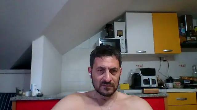 colosone online show from April 18, 5:06 pm