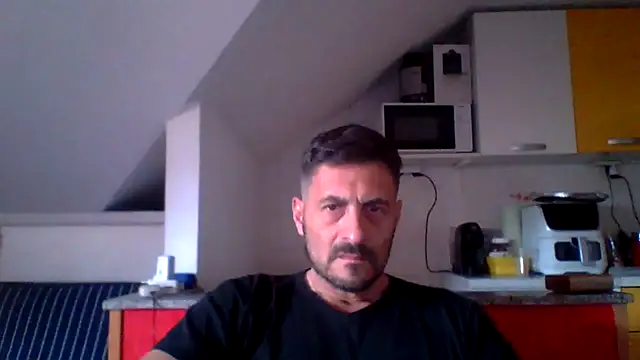 Snapshot of colosone chatting on May 12, 12:46 pm colosone online show from May 12, 12:46 pm