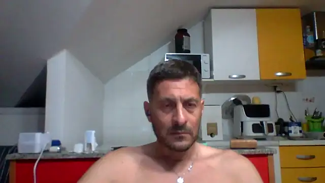 Snapshot of colosone chatting on May 29, 9:02 pm colosone online show from May 29, 9:02 pm