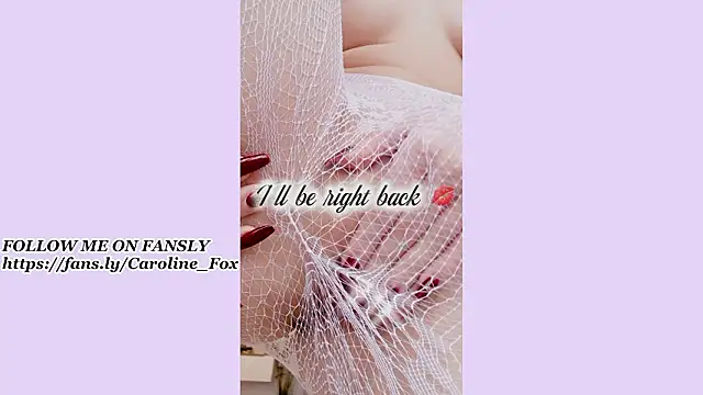 Caroline F0x online show from January 16, 6:01 pm