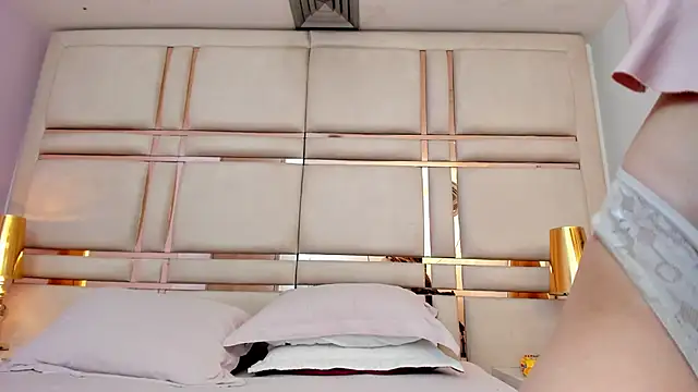 VictoriaGarret online show from March 15, 1:28 pm