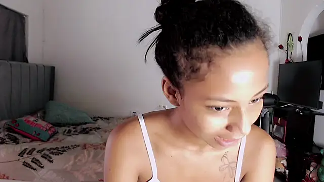 linda brown  online show from February 27, 12:38 pm